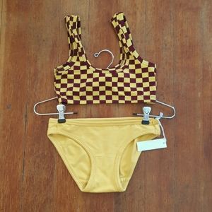 NWT ARQ sz. S Wide Strap Bra and Lou bikini Underwear